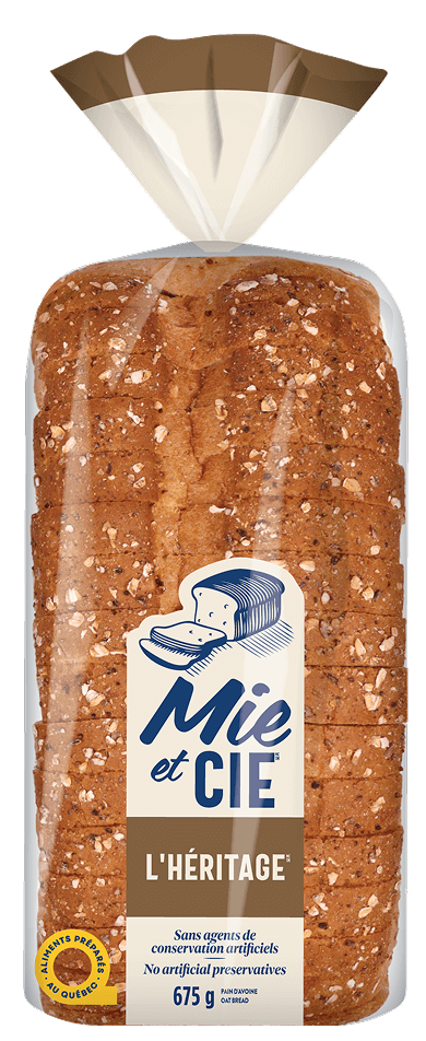 Pain d’avoine garni de flocons d’avoine, Pain tranché, sans agents de conservation artificiels. | Oat Bread topped with oat flakes, Sliced Bread, no artificial preservatives.